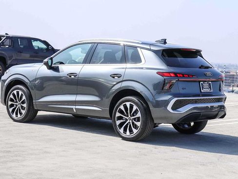 New 2026 Audi Q3 quattro 2.0T AWD/4WD image 6