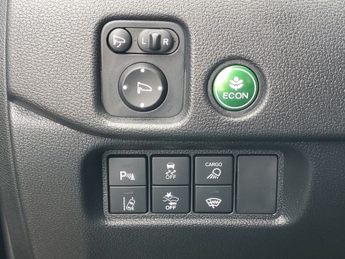 Certified 2025 Honda Ridgeline TrailSport image 19