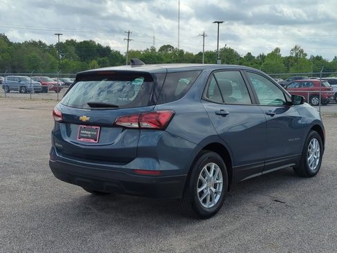 Used 2024 Chevrolet Equinox LS image 6