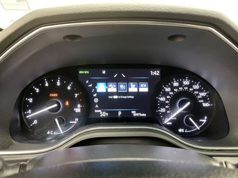 Used 2022 Toyota Avalon XLE image 28