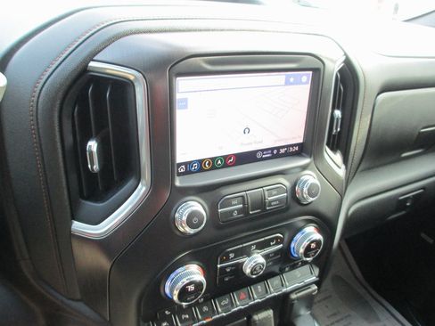 Used 2021 GMC Sierra 1500 AT4 w/ AT4 Premium Package image 30