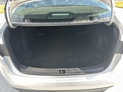 Certified 2024 Toyota Corolla LE image 31