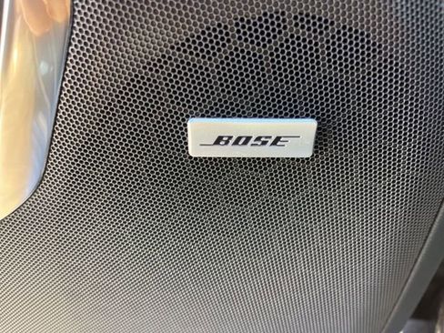 New 2025 Chevrolet Suburban Premier image 18