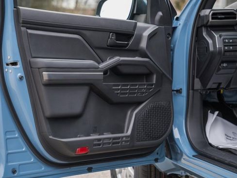 New 2026 Toyota Tacoma SR5 image 36