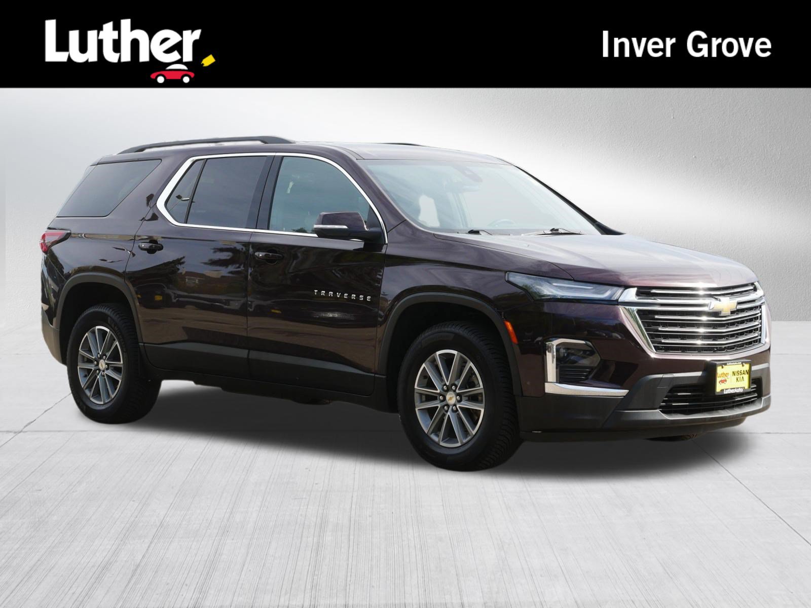 Used 2023 Chevrolet Traverse LT FWD image 1