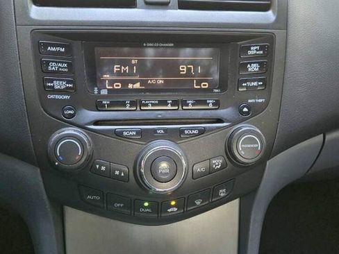 Used 2004 Honda Accord EX image 20