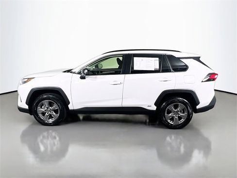 Used 2025 Toyota RAV4 LE image 4