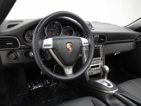 Used 2006 Porsche 911 Carrera RWD image 6