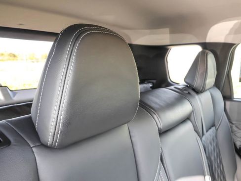 Used 2022 Mitsubishi Outlander SEL image 31