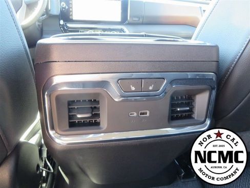 Used 2024 GMC Sierra 2500 Denali w/ Denali Reserve Package image 56