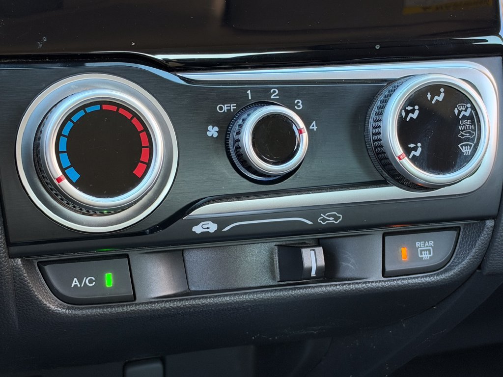 Used 2019 Honda Fit LX image 22