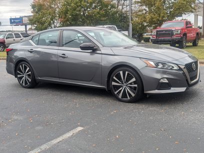 Used 2022 Nissan Altima 2.5 SR