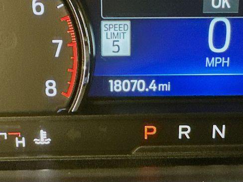 Used 2023 Ford Explorer ST-Line w/ Class IV Trailer Tow Package image 19