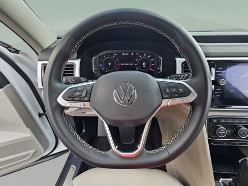 Used 2022 Volkswagen Atlas SE AWD/4WD image 23
