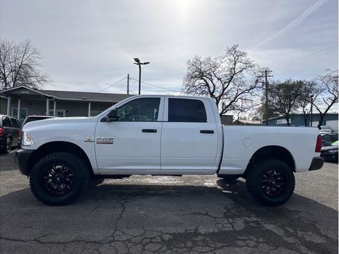 Used 2018 RAM 2500 Tradesman w/ Popular Equipment Group image 4