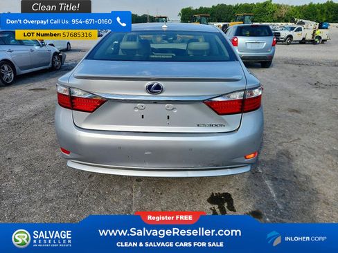 Used 2014 Lexus ES 300h w/ Luxury Package w/Bamboo Trim FWD image 8