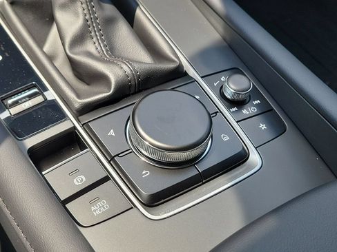 New 2026 MAZDA MAZDA3 2.5 S Sedan w/ Preferred Pkg FWD image 28