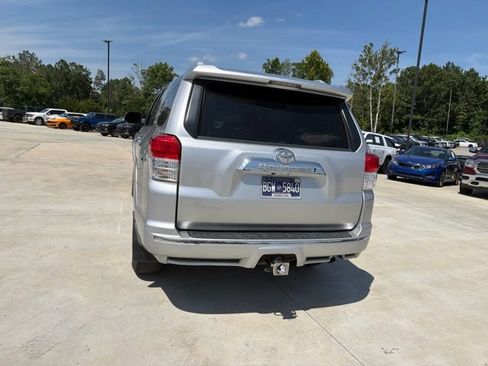 Used 2011 Toyota 4Runner Limited AWD/4WD image 21