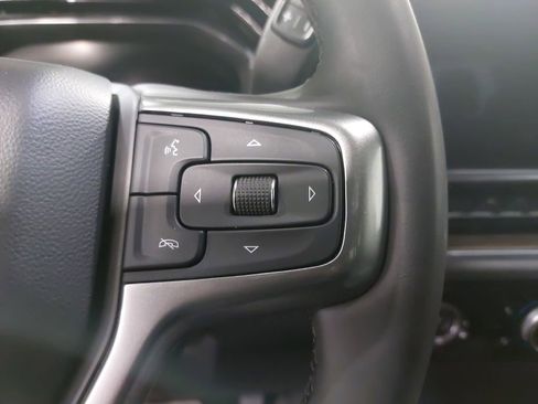 Used 2024 Chevrolet Silverado 1500 LT AWD/4WD image 17