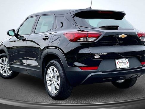 Used 2023 Chevrolet TrailBlazer LS FWD image 13