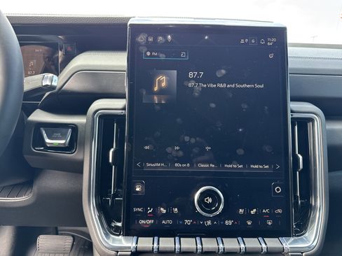 New 2026 GMC Yukon XL Denali w/ Sun & Power Step Package image 23