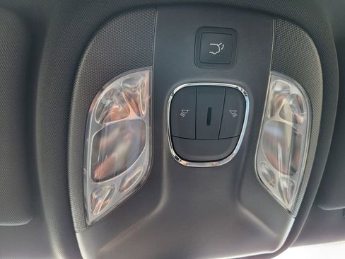 New 2026 Jeep Compass Limited image 14