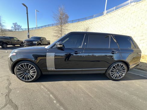 Used 2020 Land Rover Range Rover Long Wheelbase HSE image 4