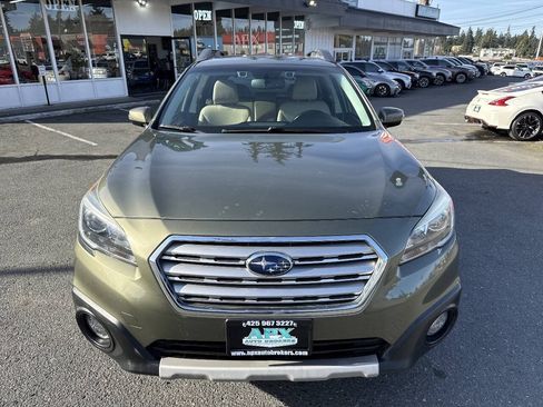 Used 2016 Subaru Outback 2.5i Limited AWD/4WD image 15