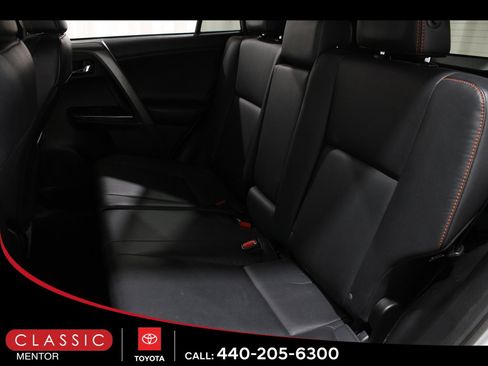 Certified 2017 Toyota RAV4 SE image 17