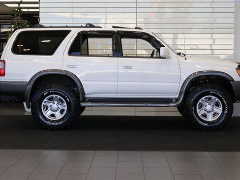 Used 1997 Toyota 4Runner SR5 w/ Sports Pkg AWD/4WD image 5