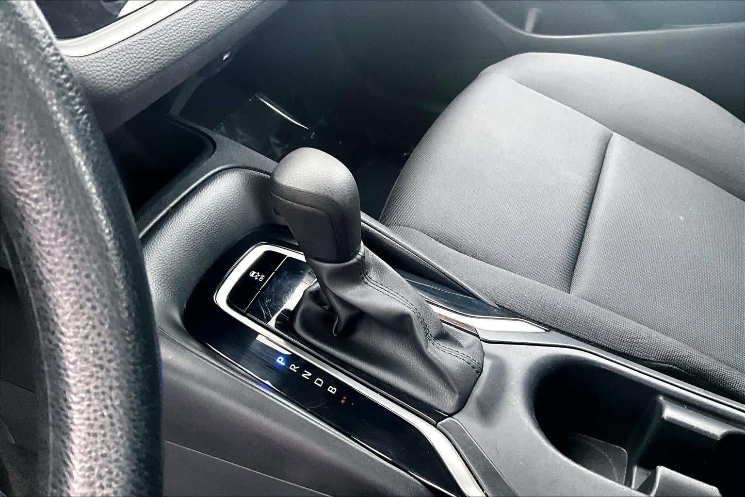 Used 2024 Toyota Corolla LE FWD image 16