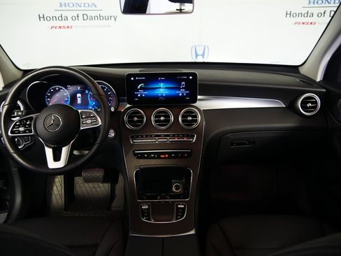 Used 2020 Mercedes-Benz GLC 300 4MATIC image 16