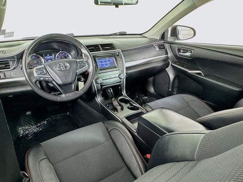 Used 2017 Toyota Camry SE FWD image 26