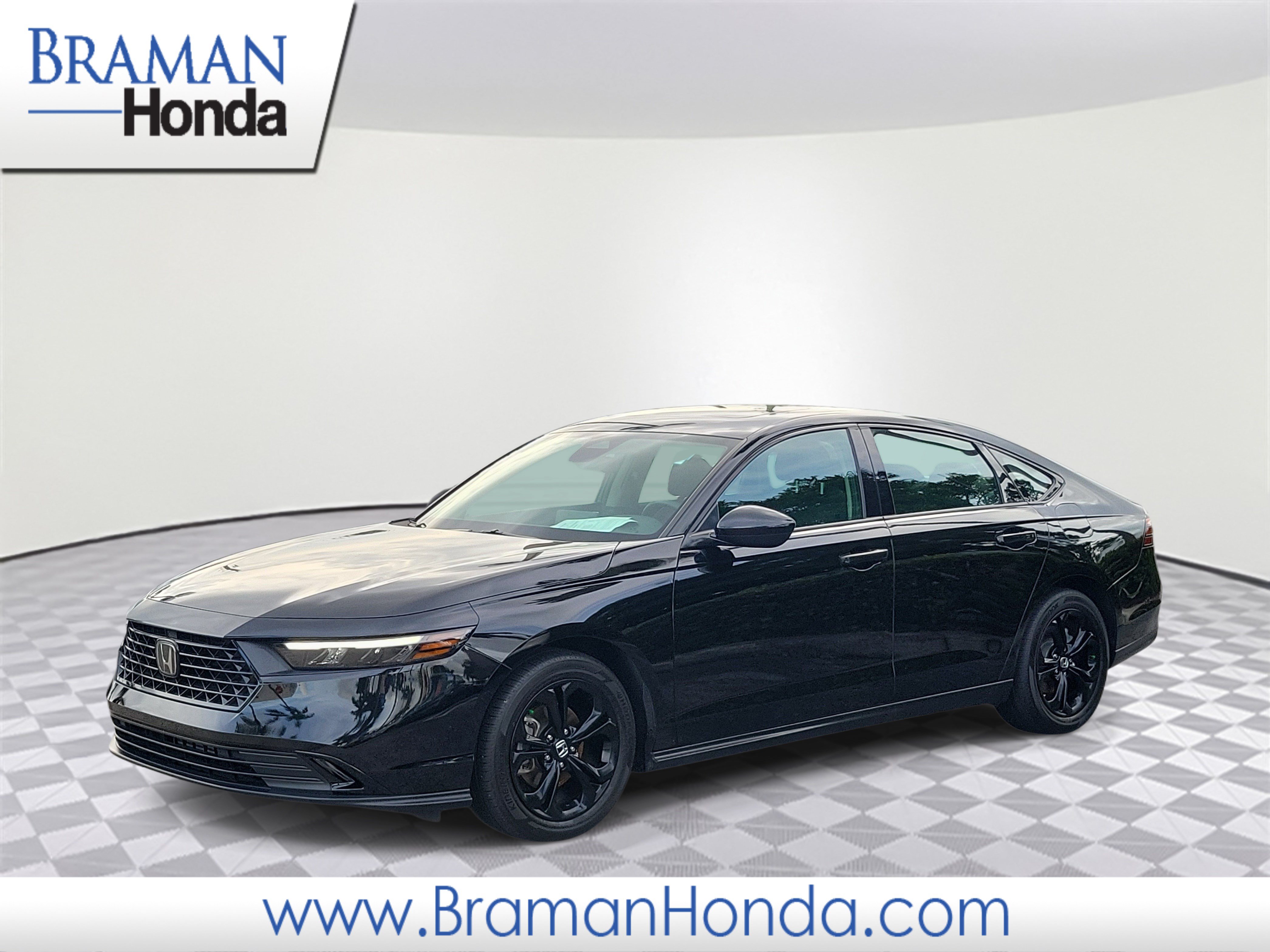 Certified 2025 Honda Accord SE image 1