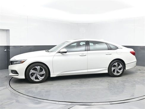 Used 2018 Honda Accord EX image 3