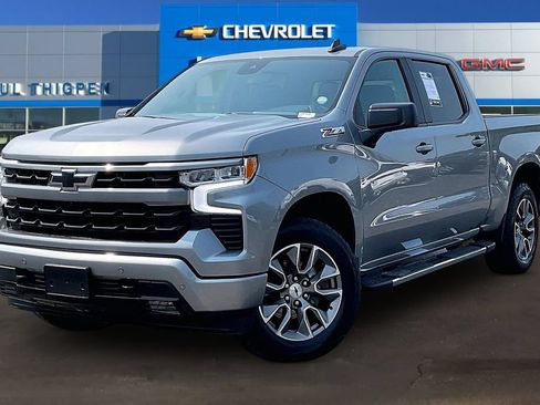 Used 2025 Chevrolet Silverado 1500 RST AWD/4WD image 3