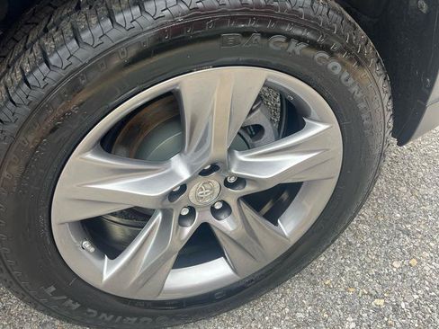 Used 2015 Toyota Highlander Limited FWD image 30