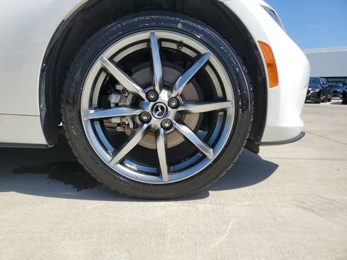 Certified 2022 MAZDA MX-5 Miata Grand Touring RWD image 9