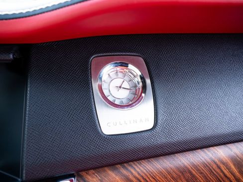 Used 2019 Rolls-Royce Cullinan AWD/4WD image 43