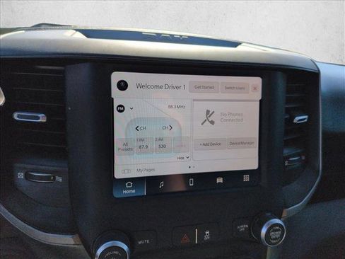 Used 2024 RAM 3500 Tradesman w/ Chrome Appearance Group image 13