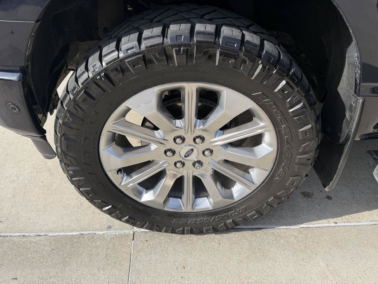 Used 2022 Ford F150 Limited AWD/4WD image 8