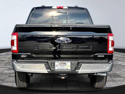 Used 2022 Ford F150 Lariat w/ Trailer Tow Package image 4