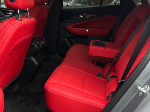 Used 2025 Chevrolet Blazer EV SS image 17