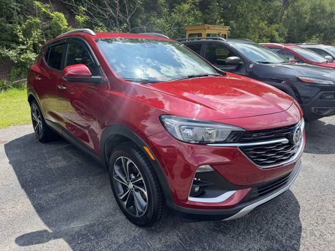 Used 2020 Buick Encore GX Select AWD/4WD image 1