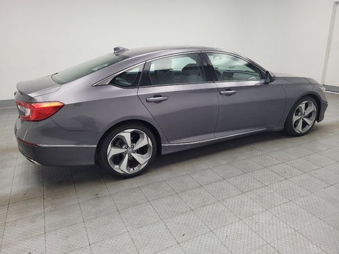 Used 2018 Honda Accord Touring image 10