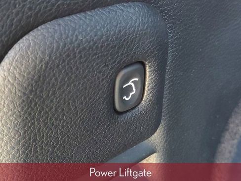 Used 2021 Jeep Grand Cherokee Overland image 12