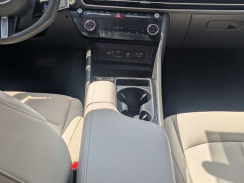 Certified 2024 Hyundai Sonata SEL FWD image 18