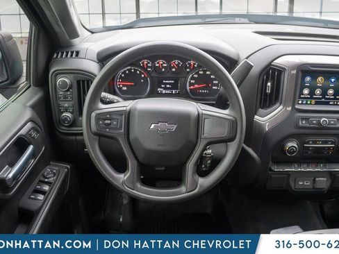 Used 2021 Chevrolet Silverado 1500 Custom Trail Boss AWD/4WD image 7