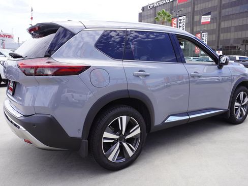 Used 2021 Nissan Rogue Platinum FWD image 6