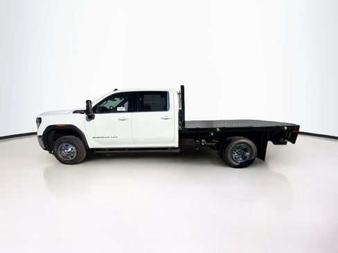 New 2026 GMC Sierra 3500 SLE w/ SLE Convenience Package AWD/4WD image 4